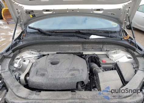 2021 Volvo Xc60 T5 Inscription z USA, uszkodzony, nr VIN YV4102RL1M1753613